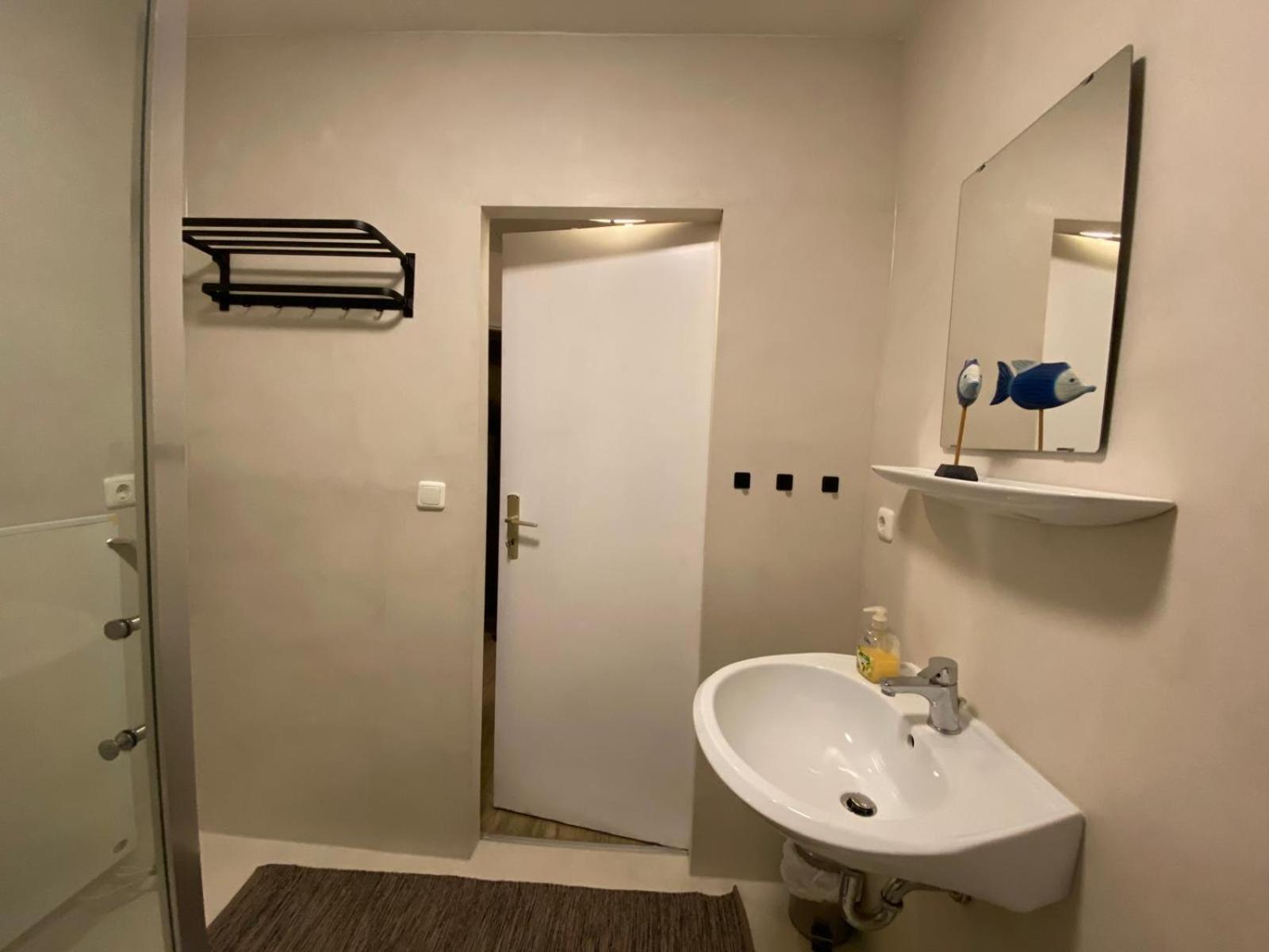 Fiala Home Neumünster Buitenkant foto
