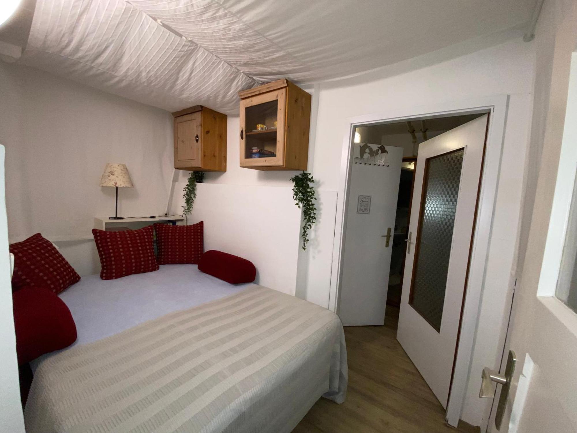 Fiala Home Neumünster Buitenkant foto